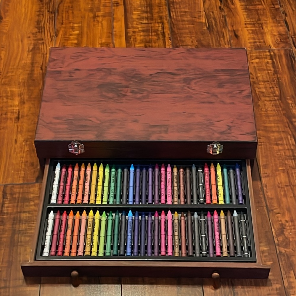 Art 101 Doodle and Color 142 Piece Beginners Art Set in a Wood Carrying Case - Picture 5 of 5